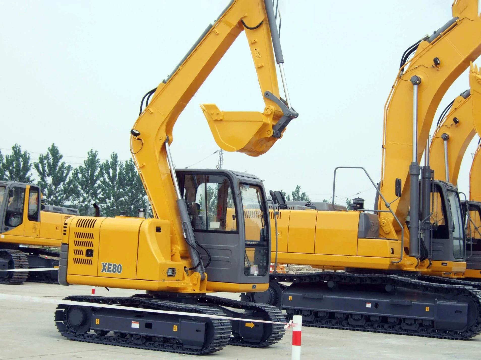Гусеничный мини-экскаватор XCMG XE80D