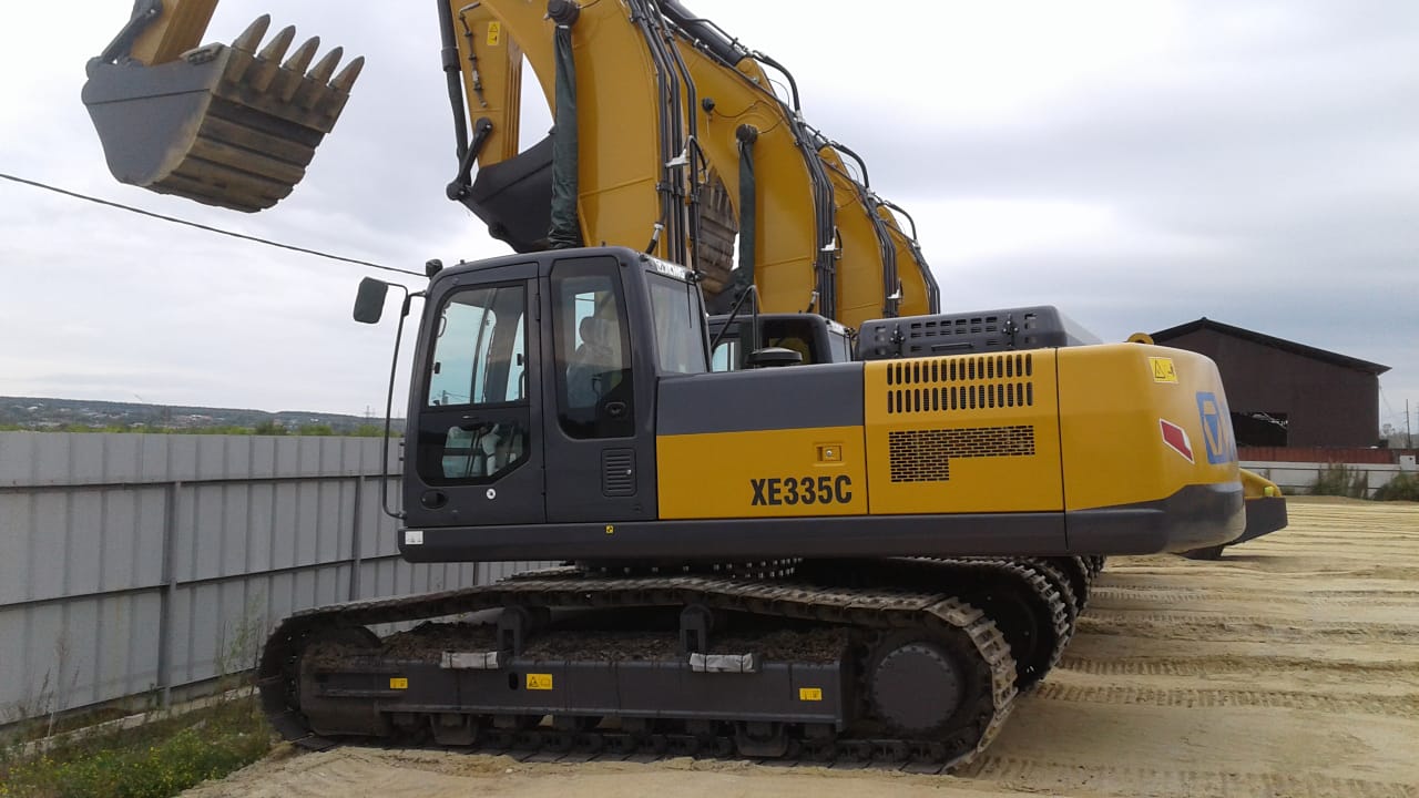 Гусеничный экскаватор XCMG XE335C