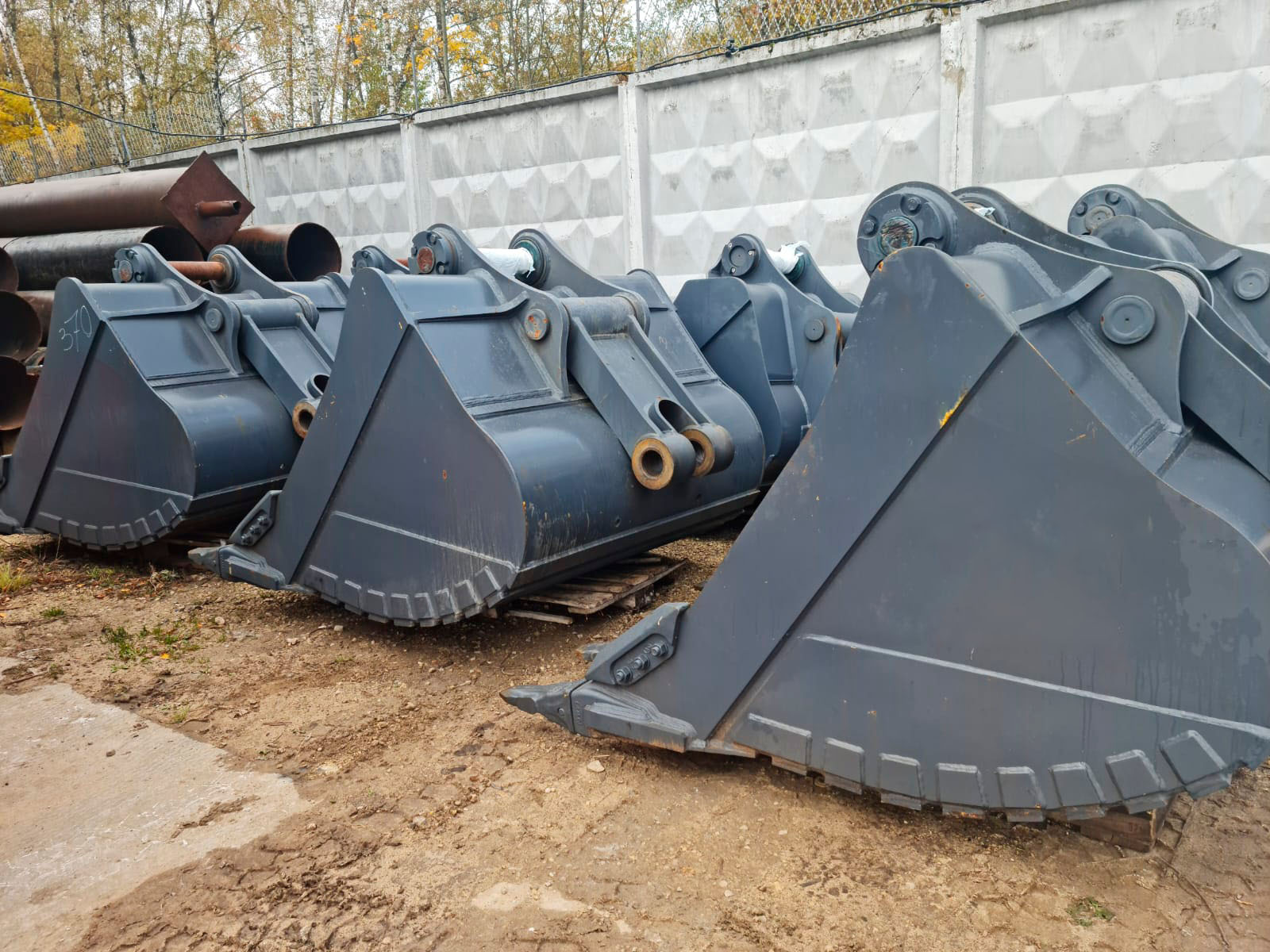 Ковш для экскаватора XCMG XE370 (2.1 м³)