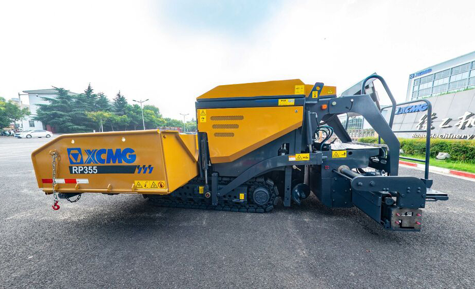 Асфальтоукладчик XCMG RP355